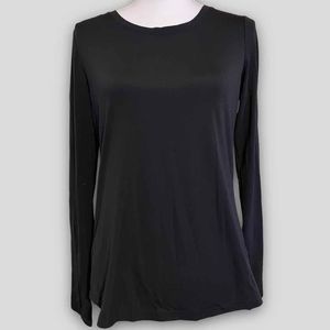 Women’s Yogalicious Long Sleeve Black Top. Size Small